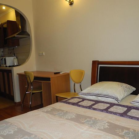 Comfortel Aparthotel Odessa Exterior foto